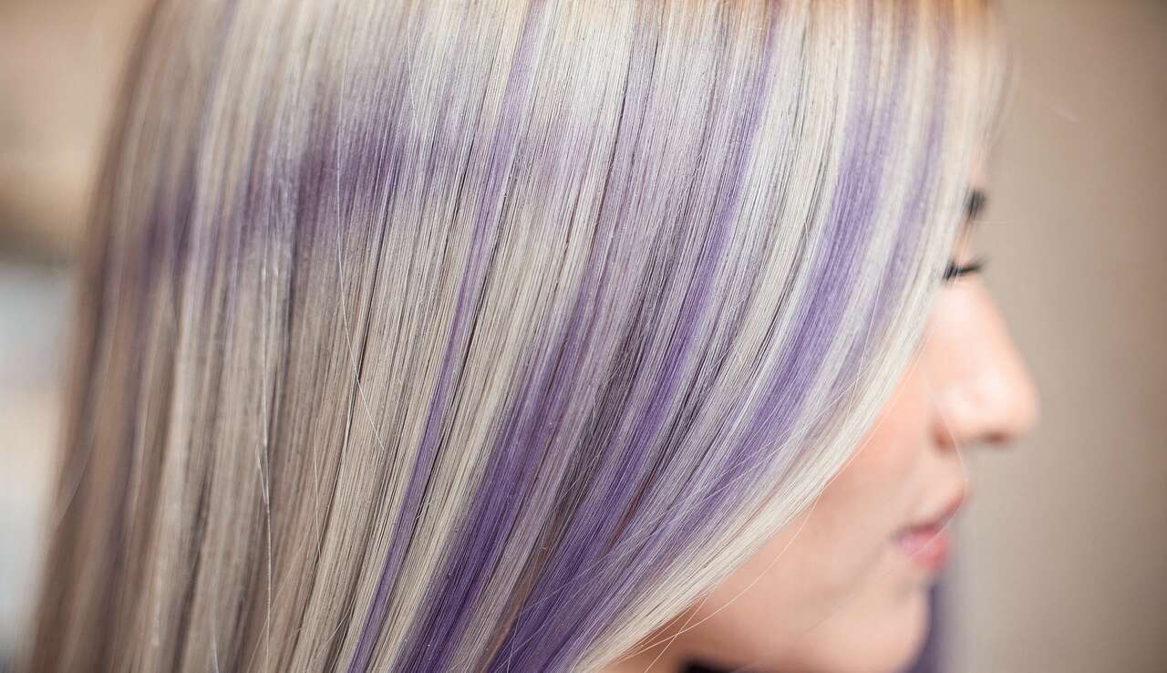 R&eacute;sultats avant et apr&egrave;s : transformations visibles sur cheveux blonds